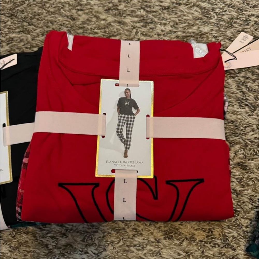 Victoria secret pajamas set L NWT